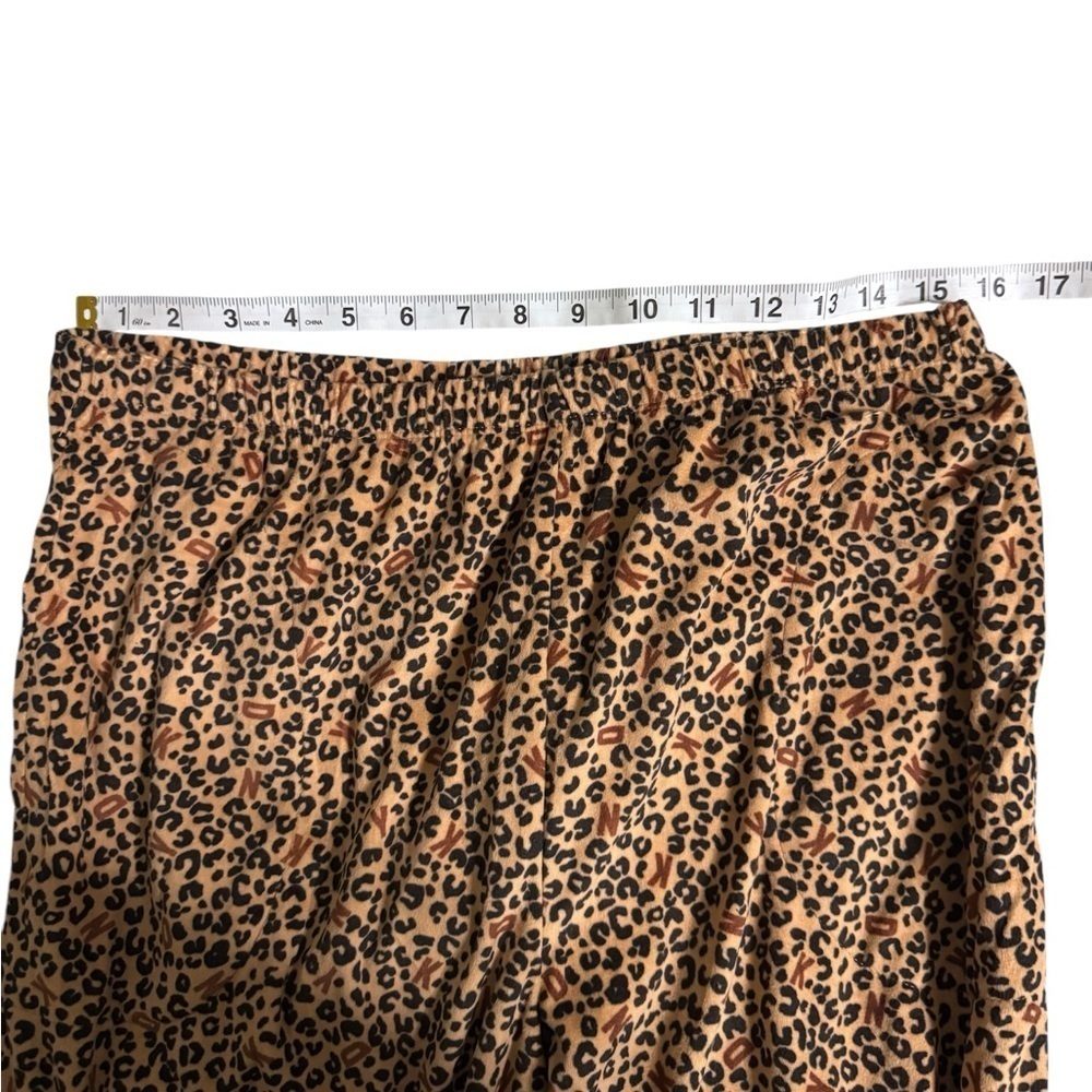 DKNY Cheetah Print Fleece 2PC Pajama Pant Set Long Sleeves LRG p16 - Picture 7 of 7